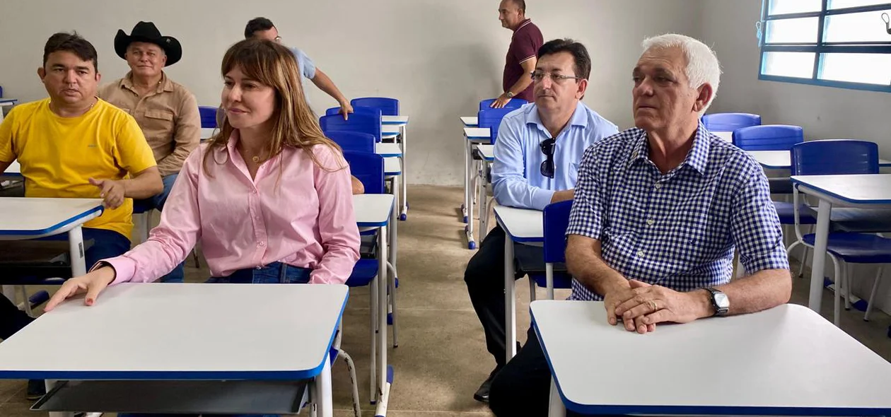 Prefeita Ivanária Sampaio e Governador em exercício do estado do Piauí, Themístocles Filho