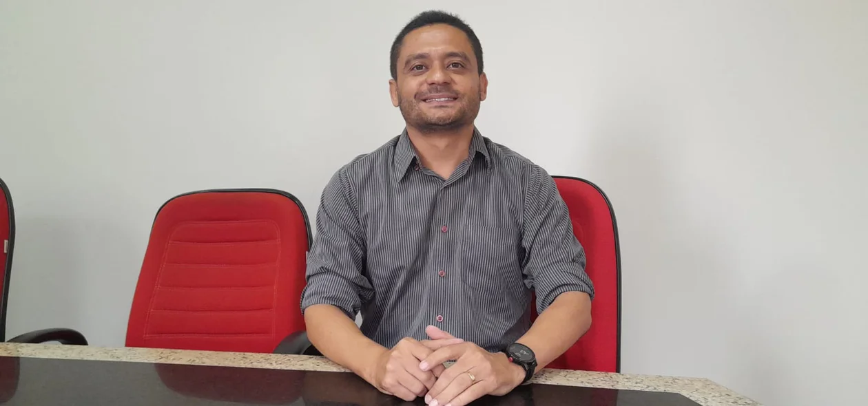 Prefeito de Canto do Buriti também se filiou ao MDB