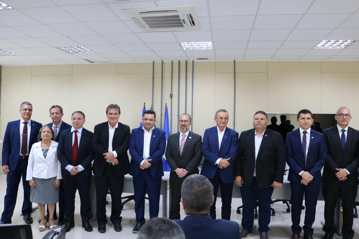 Prefeito Gustavo Medeiros assina decreto que regulamenta Lei Anticorrupção em União