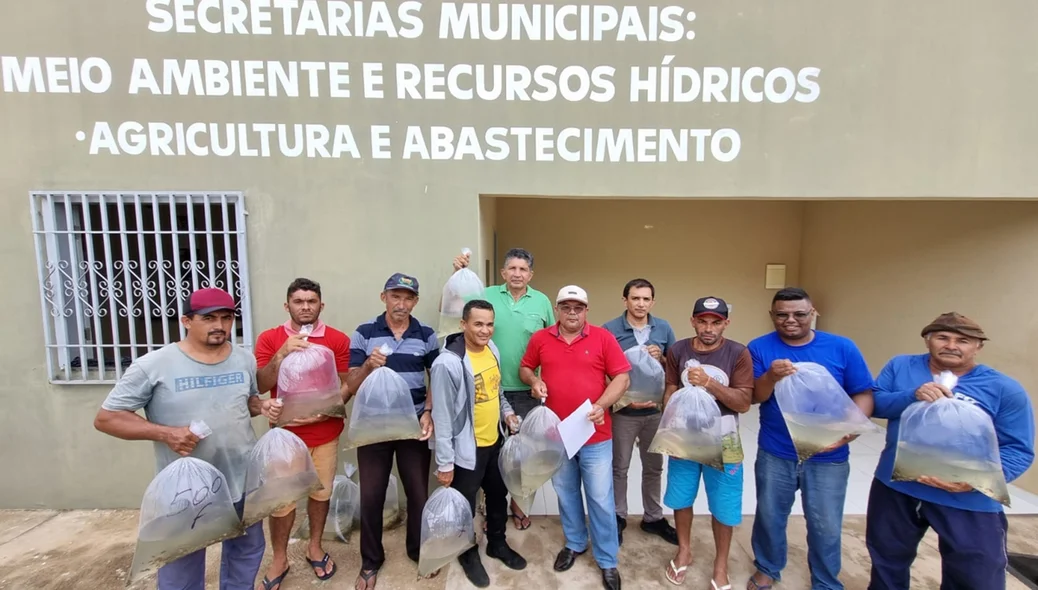 Prefeitura Municipal realiza a primeira etapa da entrega de alevinos
