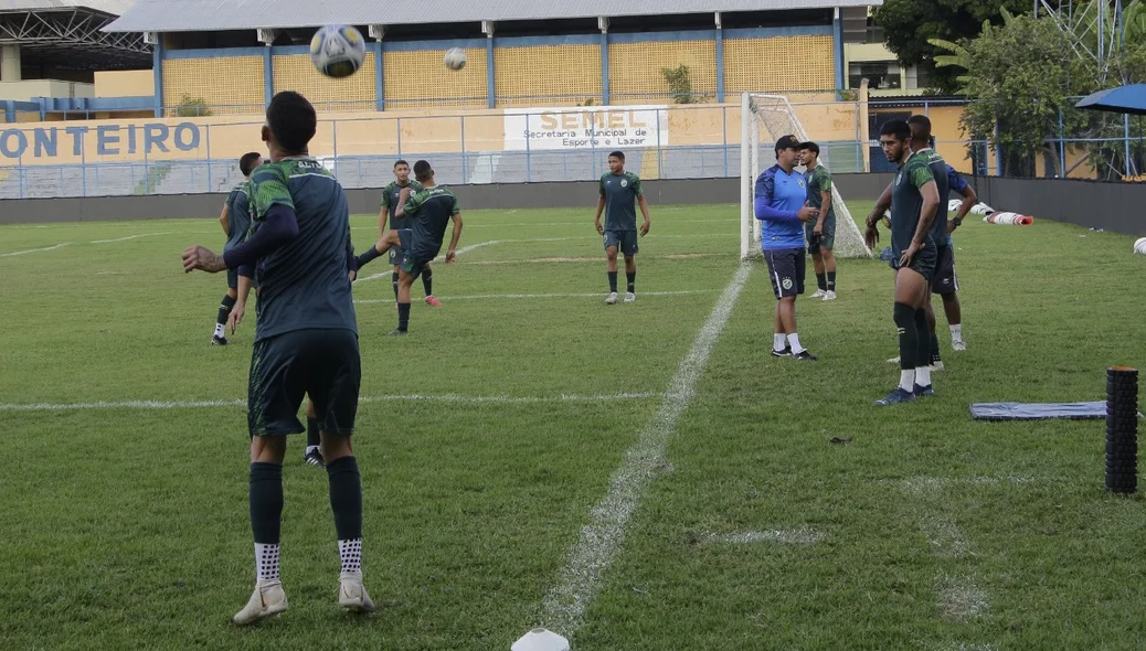 Preparação do Altos para confronto contra o Sport