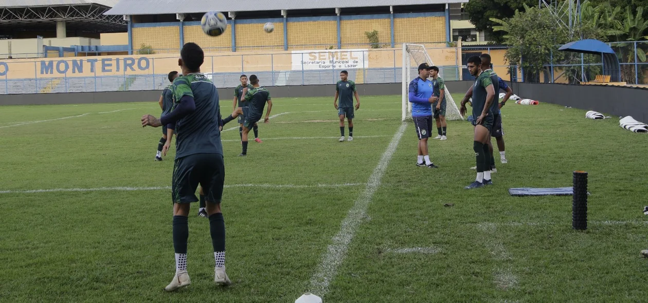 Preparação do Altos para confronto contra o Sport