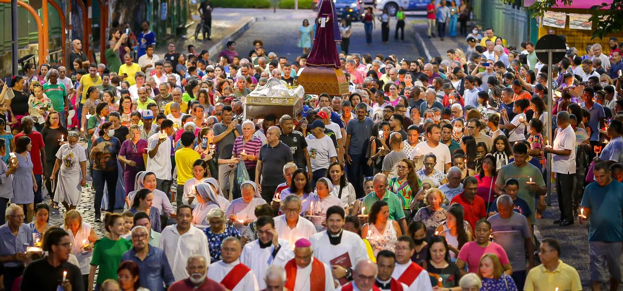 Procissão foi até a Igreja São Benedito