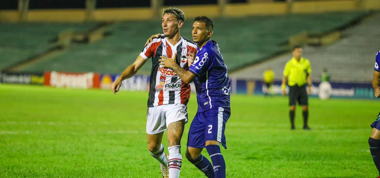 River empata com o Altos