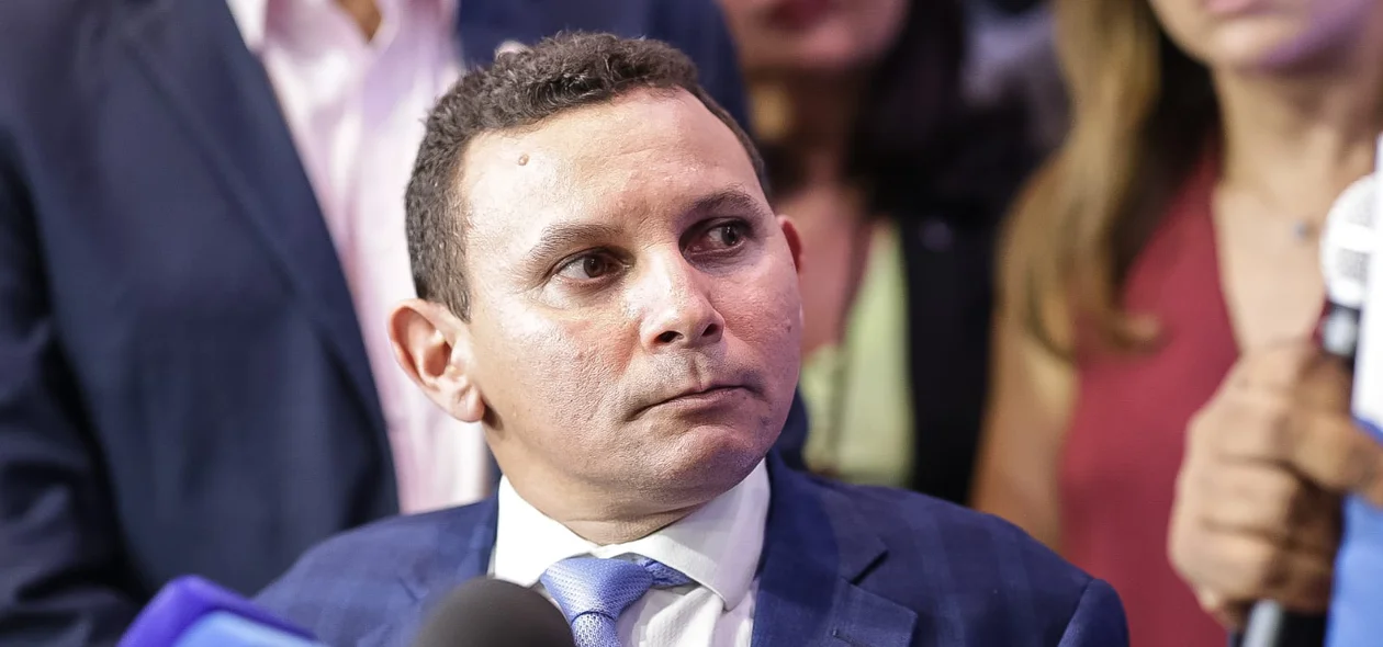 Secretário Mauro Eduardo