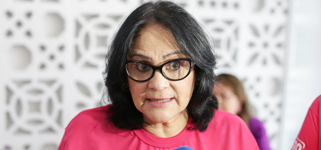 Senadora Damares Alves
