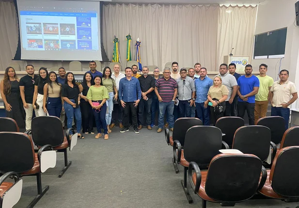 Servidores de Curimatá participam de evento na APPM