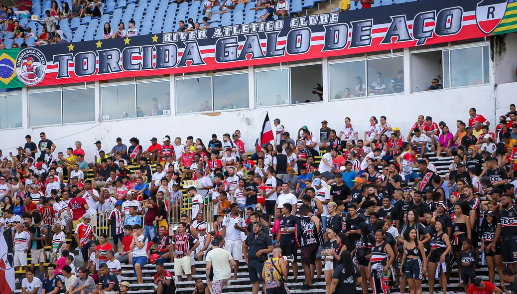 Torcida do River presente no Albertão