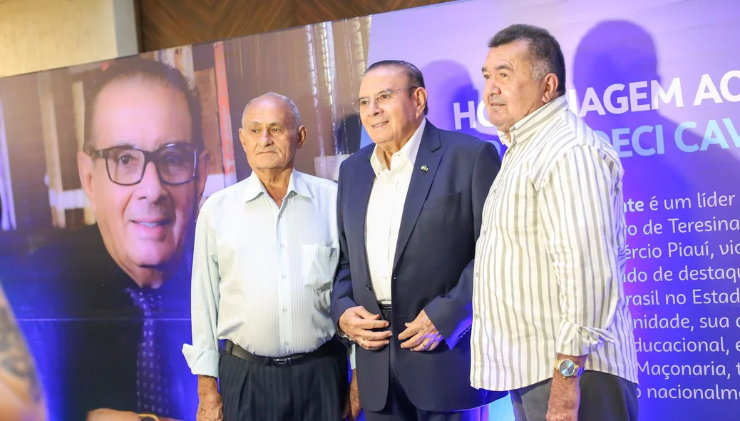 Valdeci Cavalcante recebeu homenagem do Sebrae