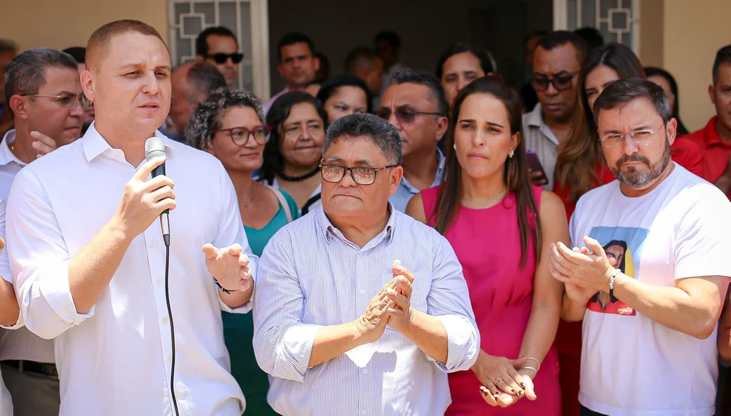 Venâncio Cardoso discursando