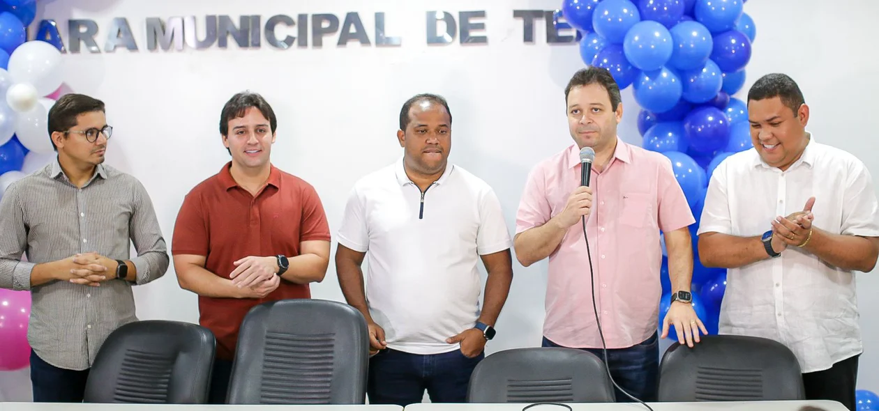 Vereador Evandro Hidd durante seu pronunciamento