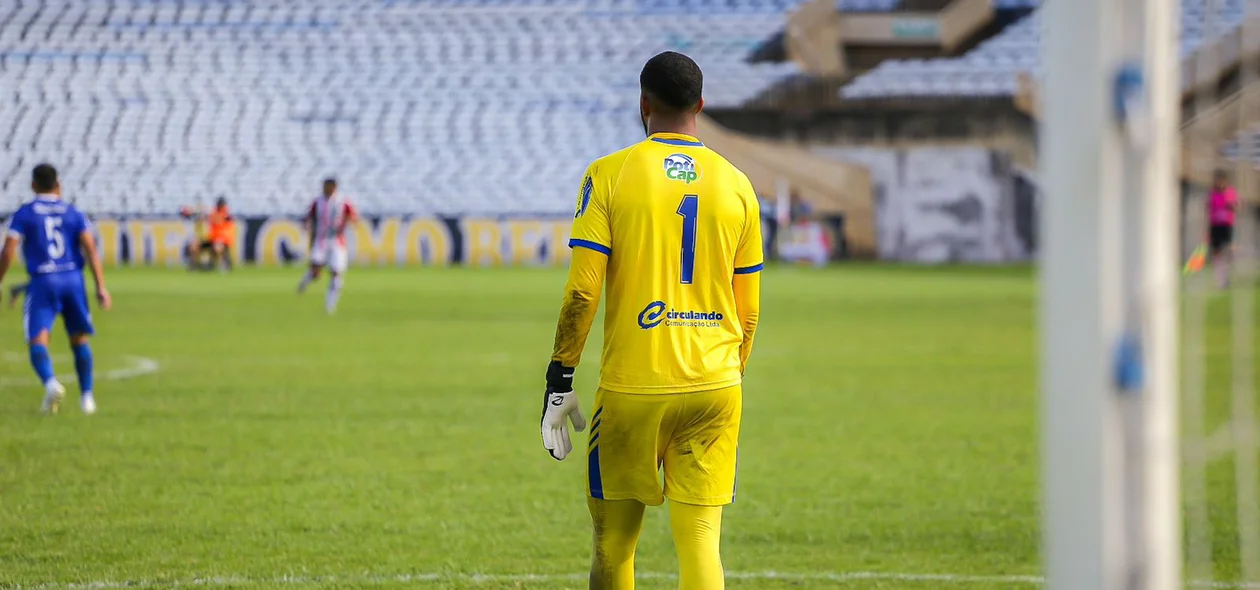 Victor, goleiro do Parnahyba