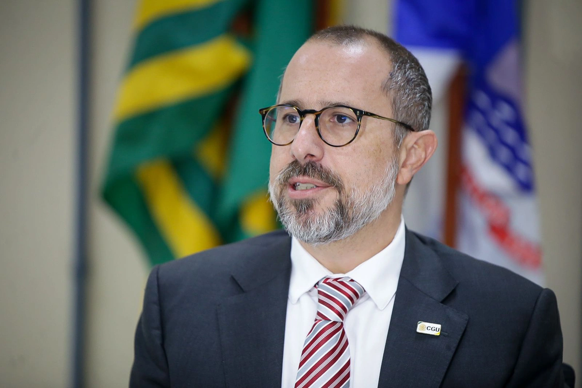 Vinícius Marques de Carvalho