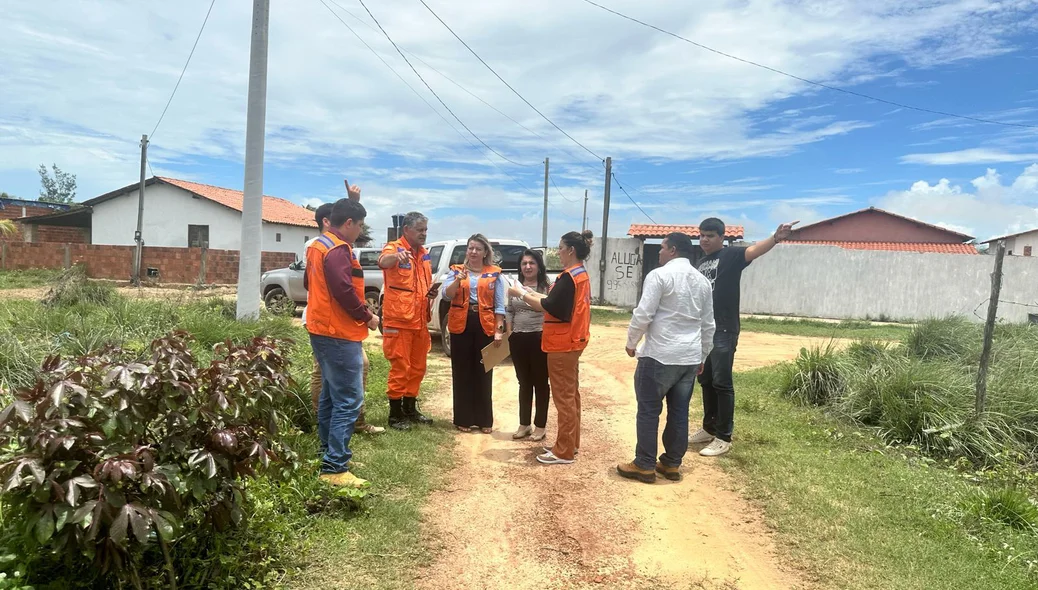 Visita a regiões atingidas pelas chuvas