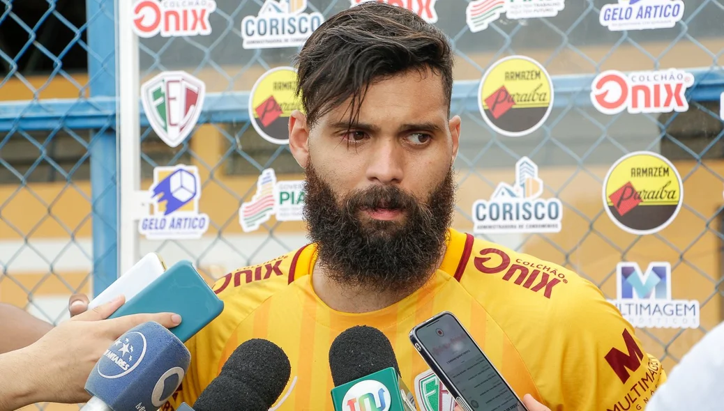 Vitor Maciel, goleiro do Fluminense-PI