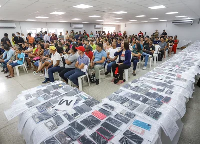 700 celulares que haviam sido furtados/roubados nas cidades piauienses