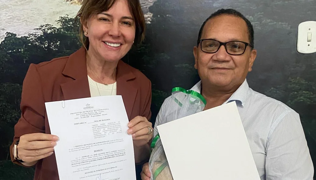 A cerimônia realizada no gabinete da prefeitura