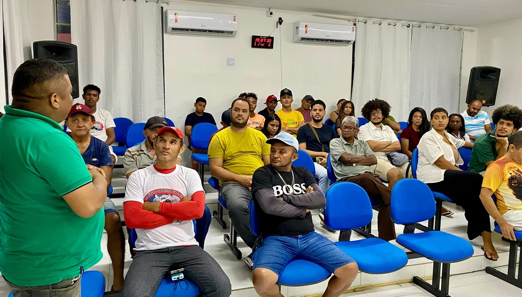 A Escuta Pública aconteceu no Plenário da Câmara Municipal