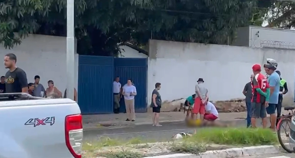 Acidente aconteceu na Av. Dr. Luis Pires Chaves, no bairro Saci