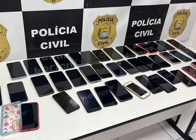 Aparelhos celulares que foram furtados em José de Freitas