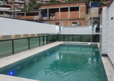 Área de lazer do tráfico no Complexo do Alemão