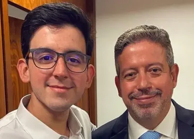 Arthur Lira Filho ao lado do pai