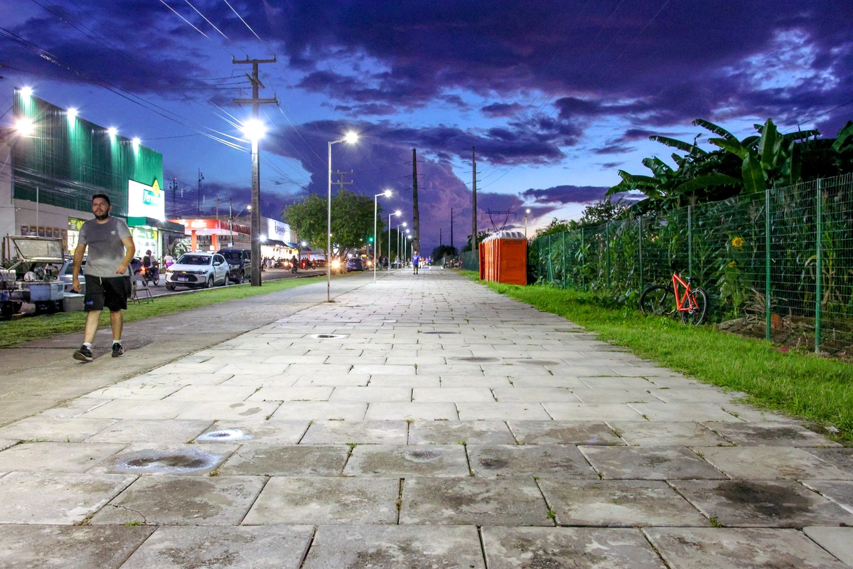 Calçadão da Avenida Noé Mendes