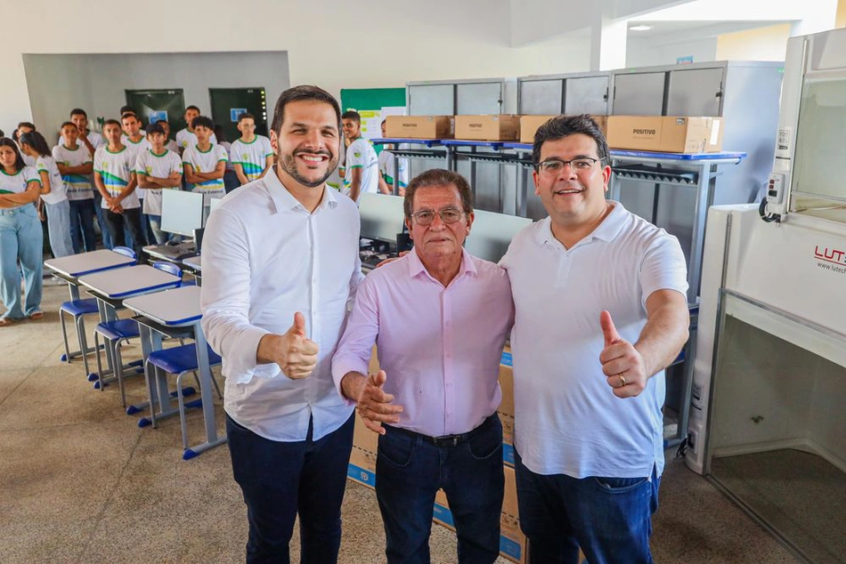 Caravana Acelera Seduc no Centro Estadual de Tempo Integral Prof. Iraci Barros Pintos