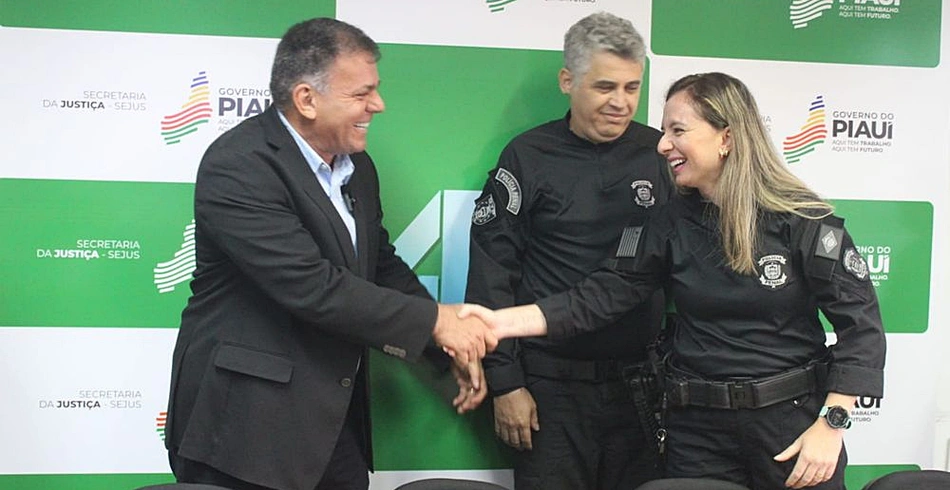 Carlos Augusto muda diretora da Penintenciária Feminina de Teresina