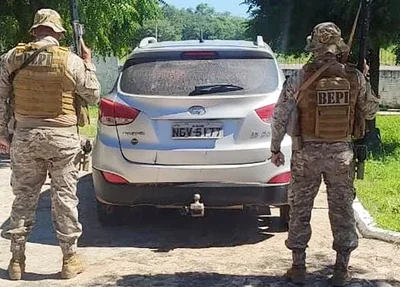 Carro apreendido pelo BEPI em Fronteiras