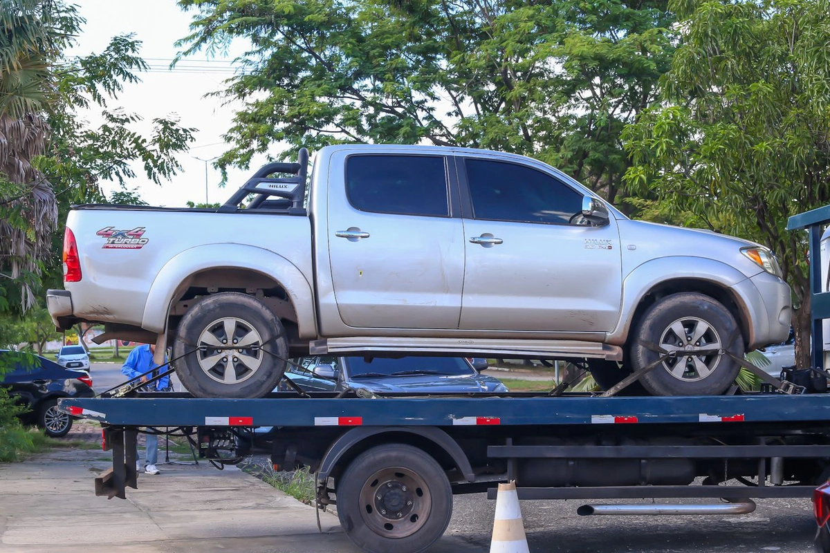 Carro do empresário Antônio Francisco dos Santos Sousa, que foi assassinado na Cacimba Velha