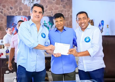 Ciro Nogueira ao lado de Pedro Alcântara e Joel Rodrigues
