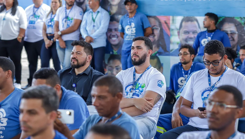 Colaboradores atentos a palestra da equipe da Equatorial Piauí