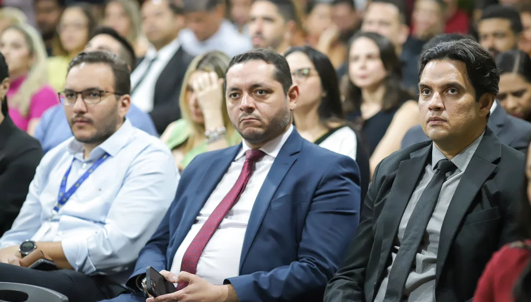 Delegados em evento de homenagem ao dia do Policial Civil