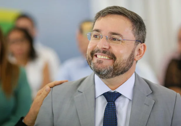 Deputado estadual Fábio Novo