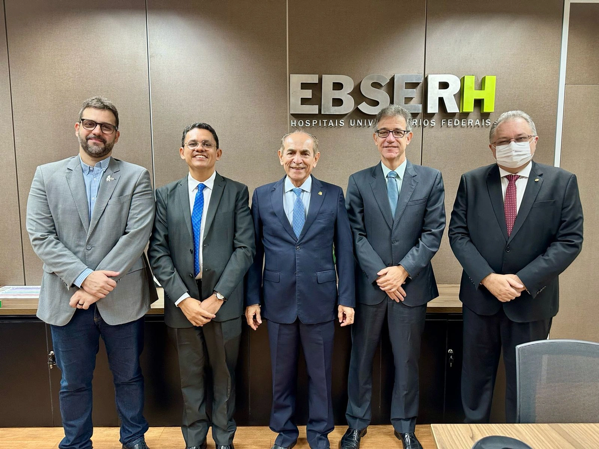 Deputado Florentino Neto se reuniu com parlamentares e gestores da instituição