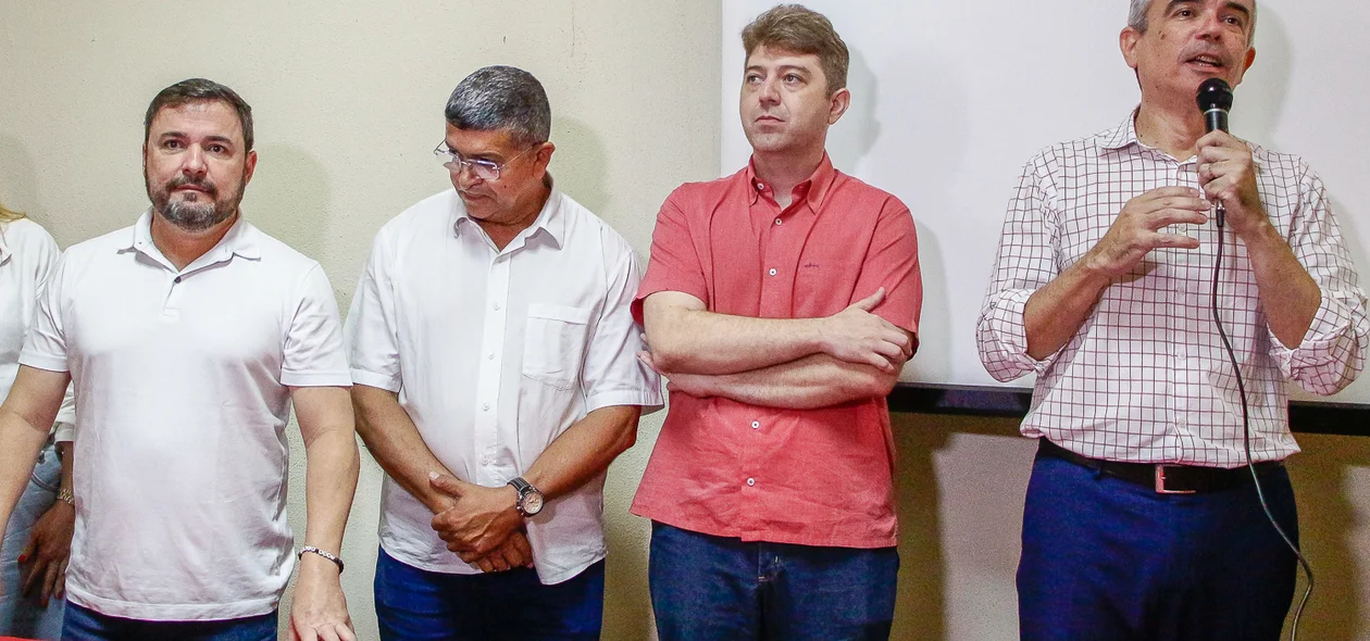 Diretório do PSB e Fábio Novo em evento de filiação do partido