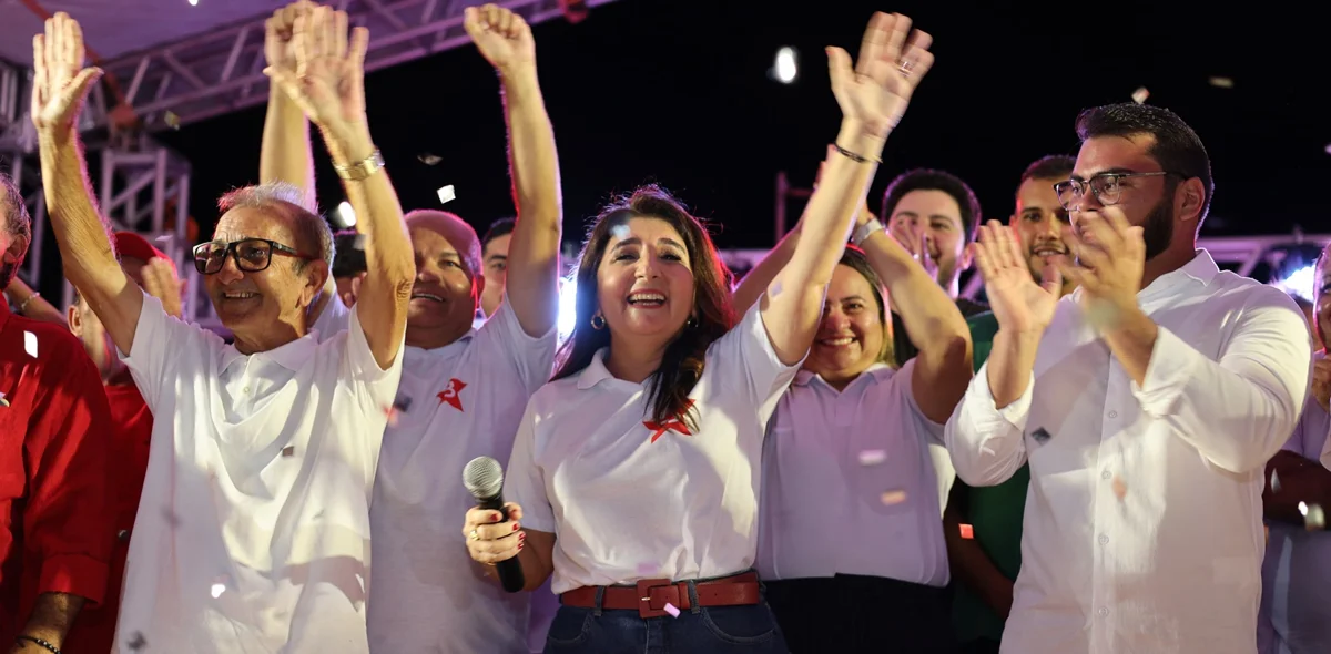 Diversos políticos compareceram ao lançamento