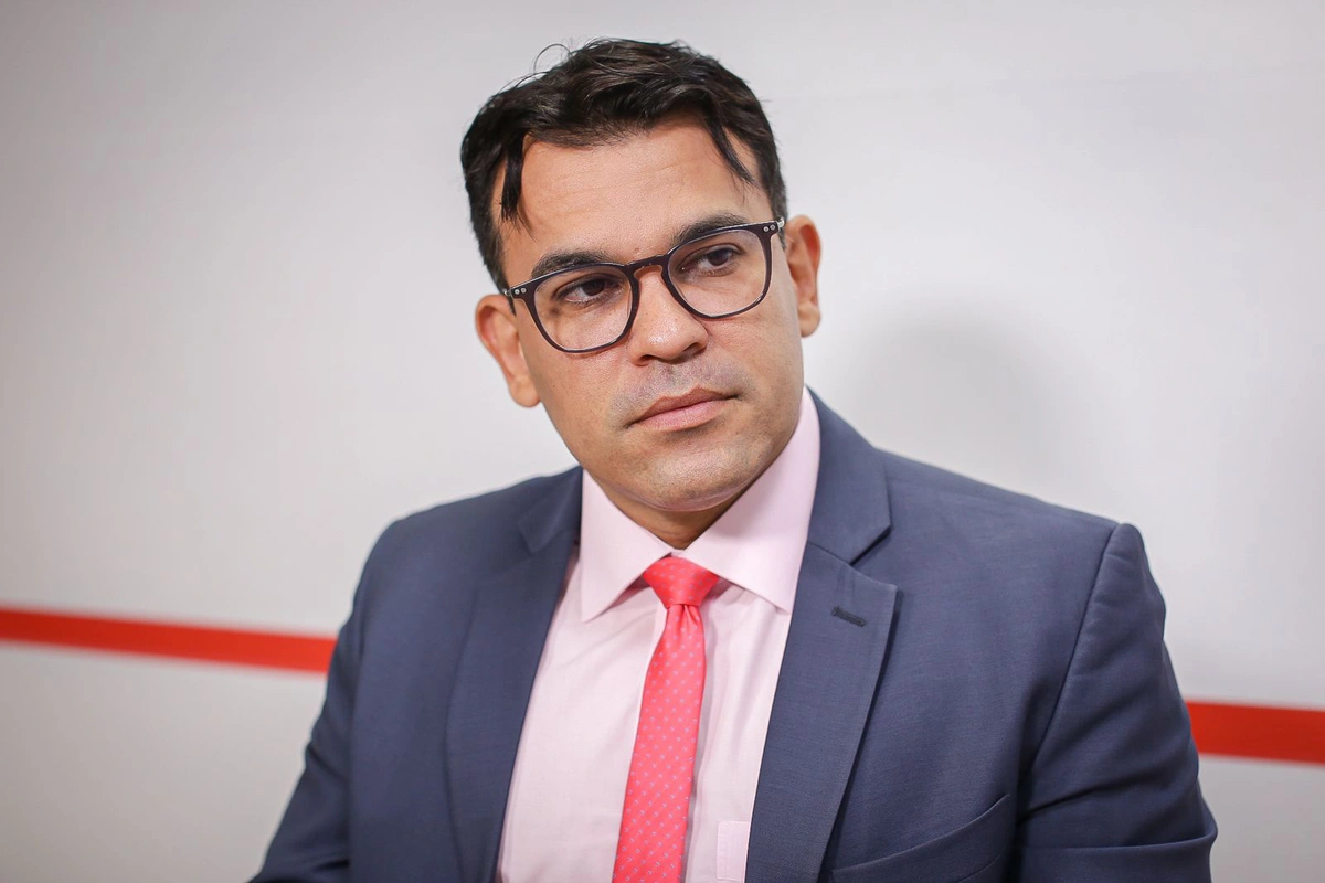 Dr. Alexandre Nogueira