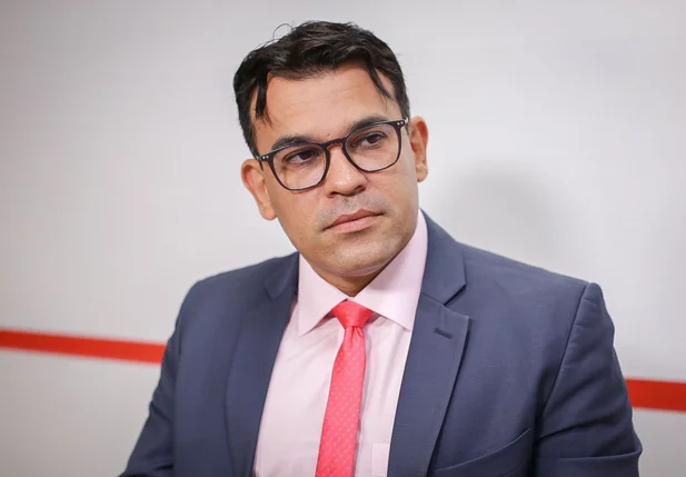 Dr. Alexandre Nogueira