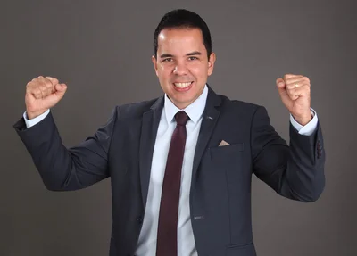 Dr.Victor Carvalho