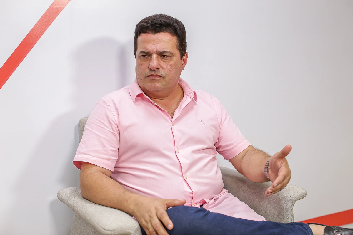 Entrevista com Gustavo Henrique