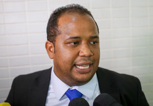 Enzo Samuel, presidente da Câmara Municipal