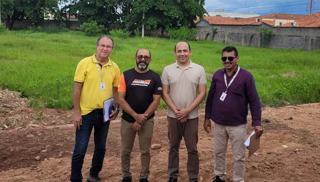 Equipes da Sesapi também estiveram no local da construção