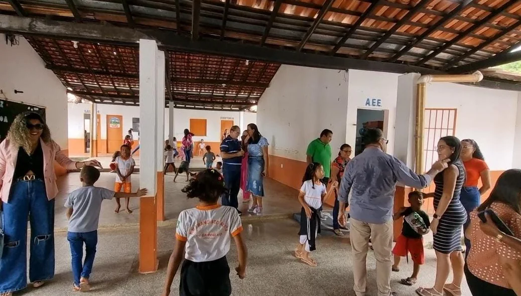 Escola em Nazária