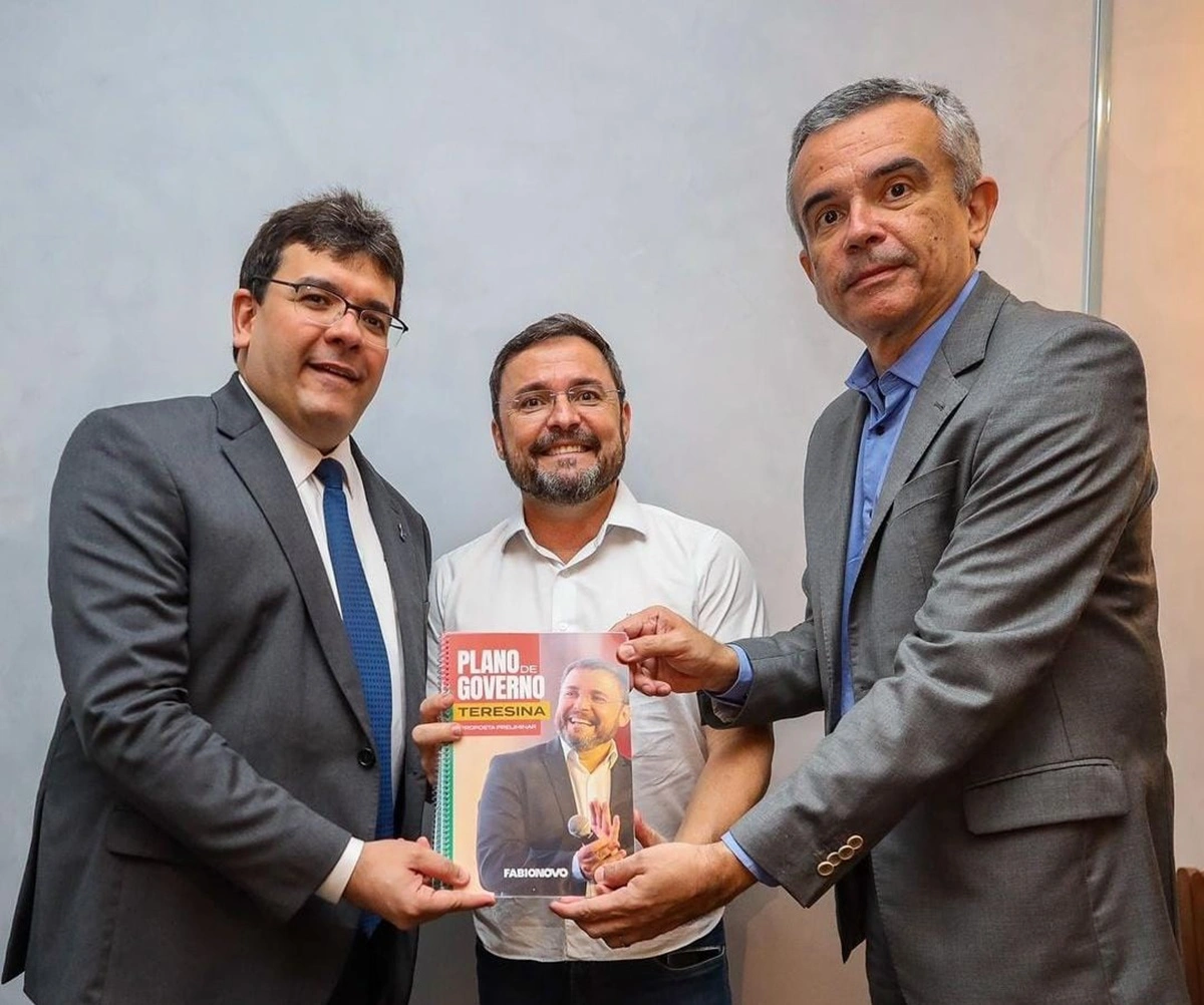 Fábio Novo apresenta versão preliminar de seu plano de governo ao governador Rafael Fonteles