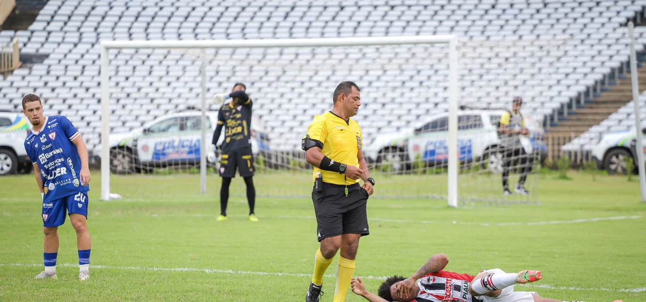 Falta a favor do River