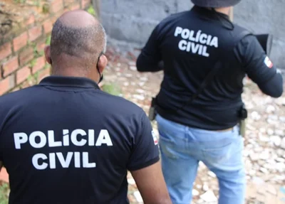 Filho mata e corta a mão da mãe para sacar dinheiro em Salvador