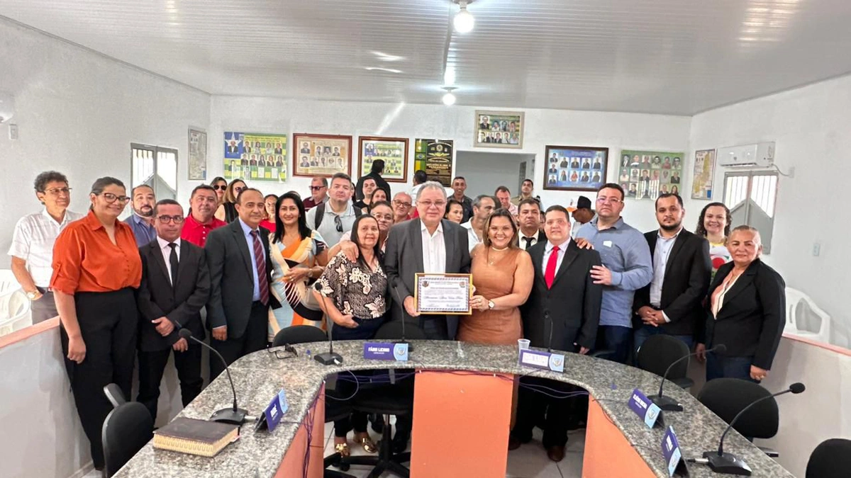 Florentino Neto recebe Título de Cidadão Santantoniense