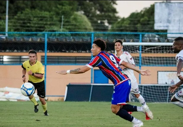 Fluminense-PI perdeu de virada para o Maranhão